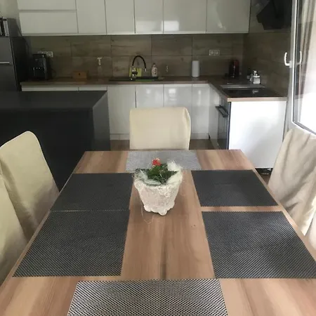 - Veri 1 Villa *