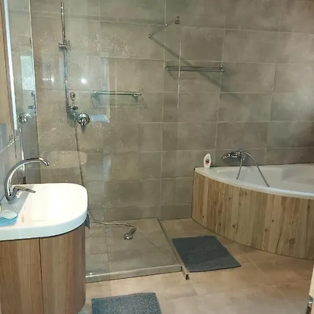 - Veri 1 Villa *