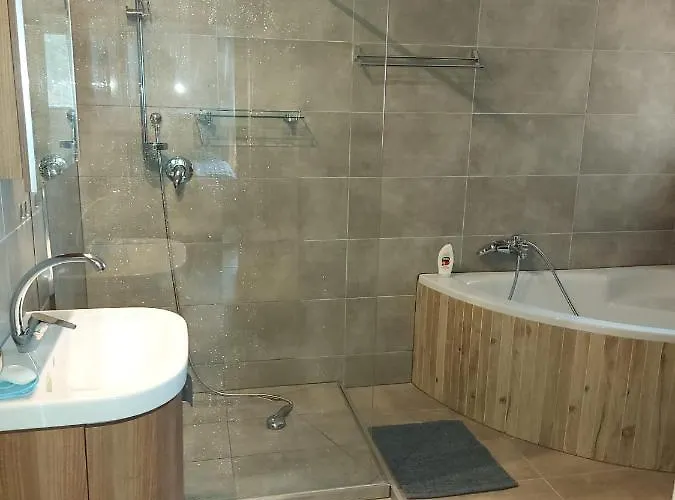 - Veri 1 Villa *